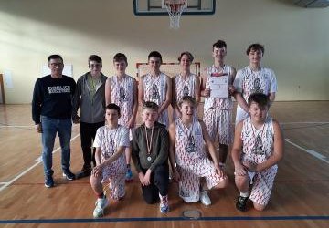 Kolejne sukcesy naszych koszykarzy-Mistrzostwo Gorlic oraz Mistrzostwo Powiatu