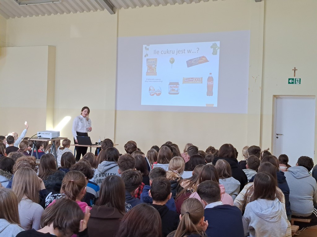 Święto Szkoły w Szkole Podstawowej nr 1 im. ks. Stanisława Konarskiego                                                           w Gorlicach