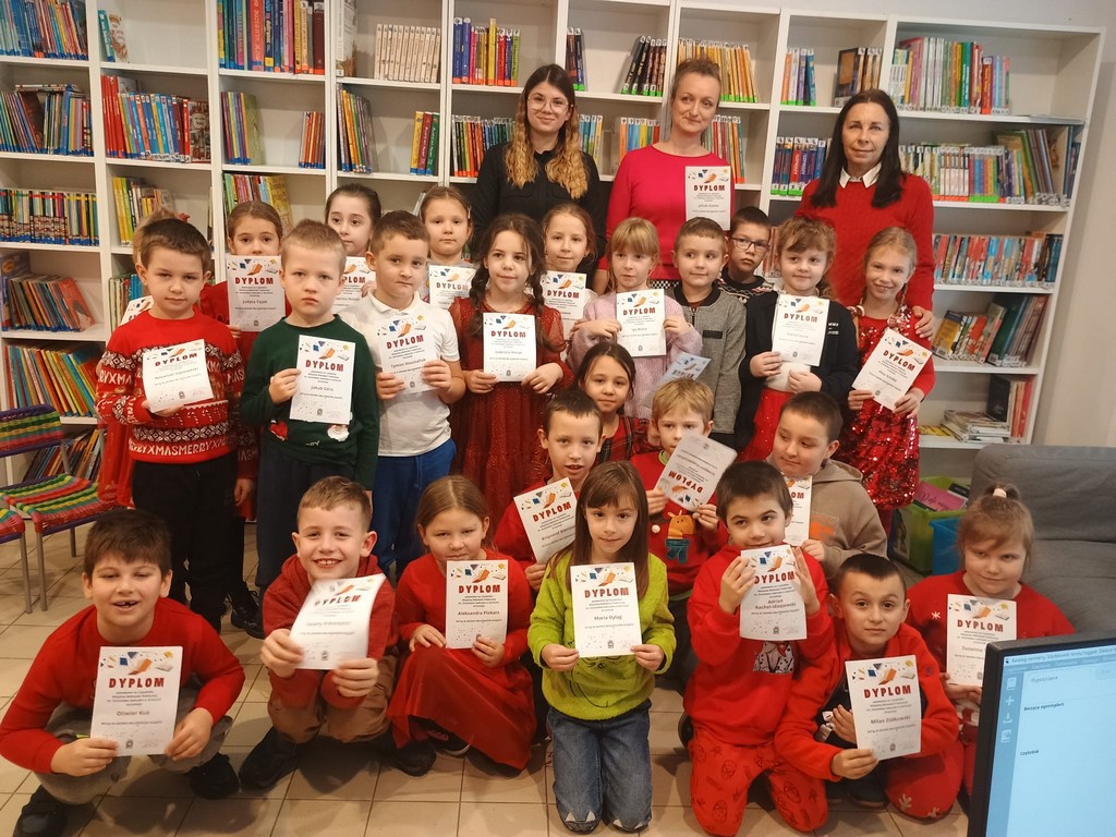 Pasowanie na czytelników w Miejskiej Bibliotece Publicznej uczniów kl. 1a i 1b