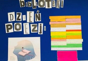 Dzień Poezji w szkolnej bibliotece — słowa, które łączą