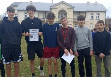 Powiatowe Igrzyska Dzieci i Młodzieży Szkolnej - Drużynowe Biegi Przełajowe