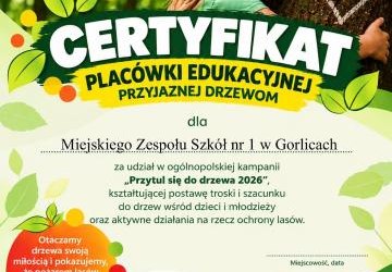 Dzień Drzewa w naszej szkole - „Przytul się do drzewa”